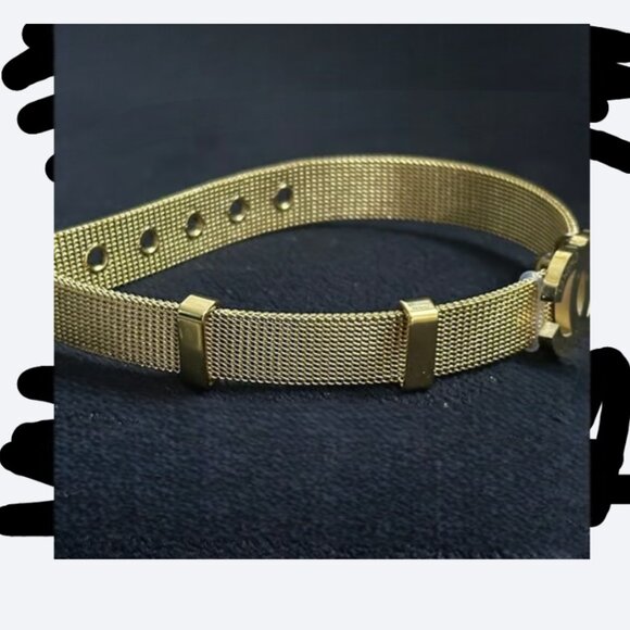Gold Mesh Bracelet Adjustable - Picture 5 of 5